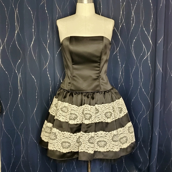 Jessica McClintock Goth Fairy French Maid Cocktail - Picture 2 of 4